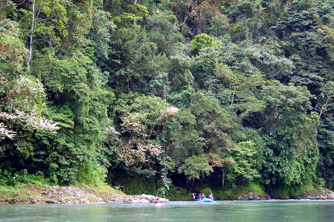 Rafting the Pacuare river, Costa Rica 